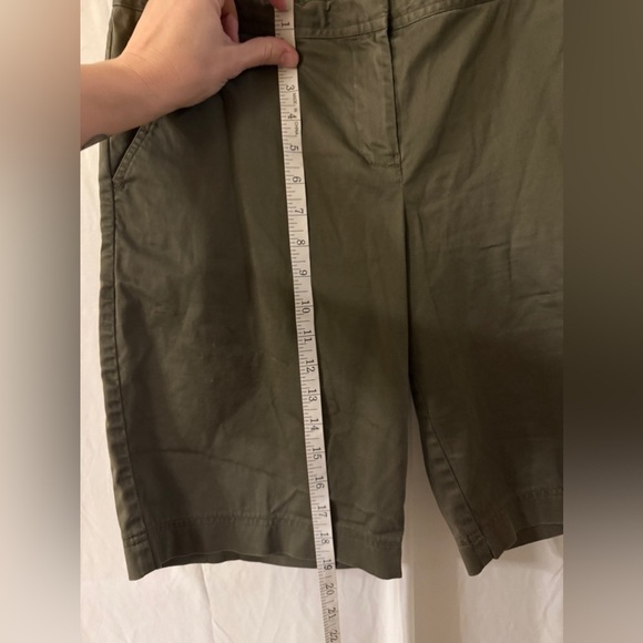 Tommy Bahama green Bermuda shorts size 8 - Picture 6 of 8